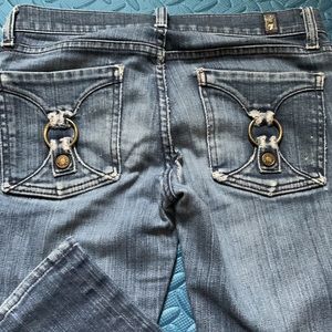 7 Seven for all Mankind 7's, vintage. Size 25-straight leg. Cotton 2% spandex